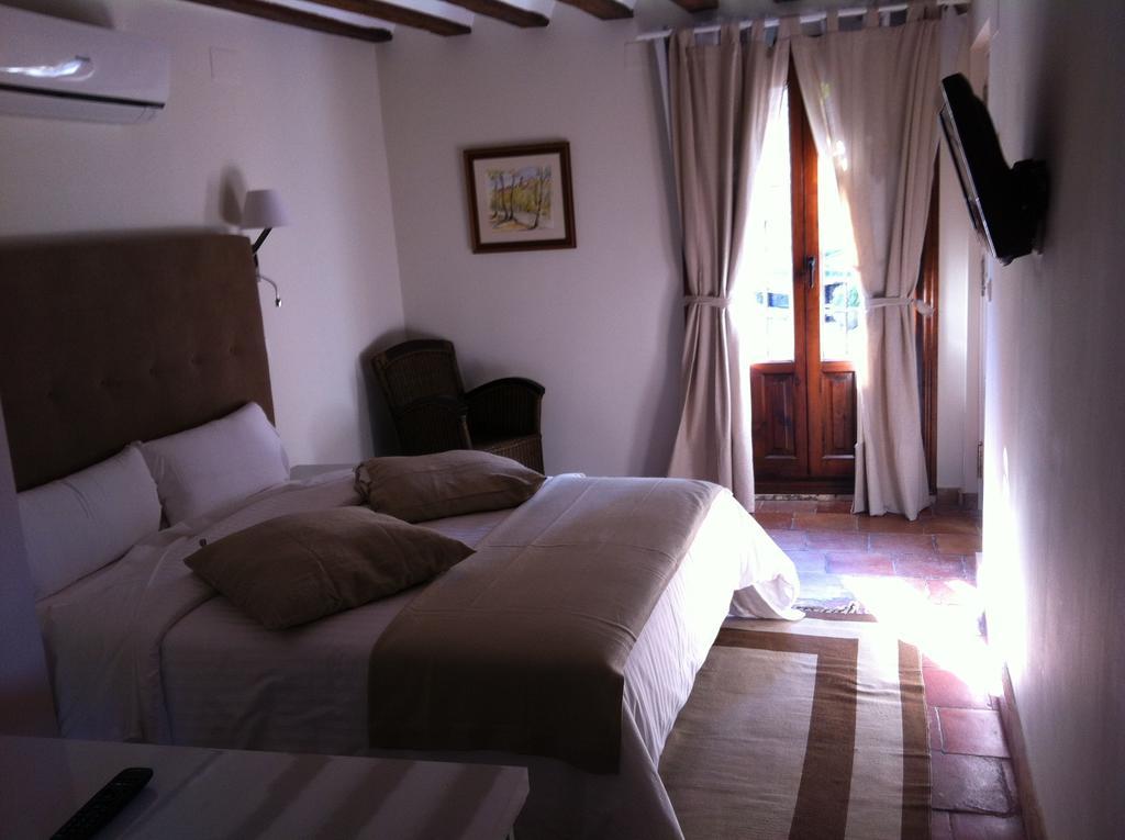 Los Ojos De La Mora Apartamentos Boutique Cuenca  Ngoại thất bức ảnh
