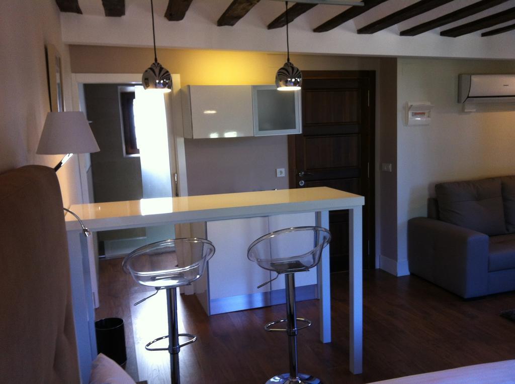 Los Ojos De La Mora Apartamentos Boutique Cuenca  Ngoại thất bức ảnh