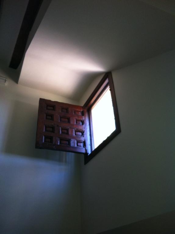 Los Ojos De La Mora Apartamentos Boutique Cuenca  Ngoại thất bức ảnh